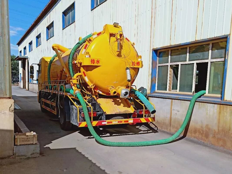 餐厅厂区化粪池清理